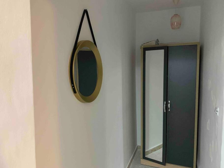 Appartement 5 Lits Climatise Salon 2Chambres Cuisine Equipee Sdb Staoueli Kültér fotó
